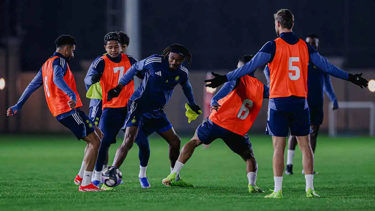 الموعد والقنوات الناقلة وتشكيل مباراة النصر والتعاون في الدوري السعودي