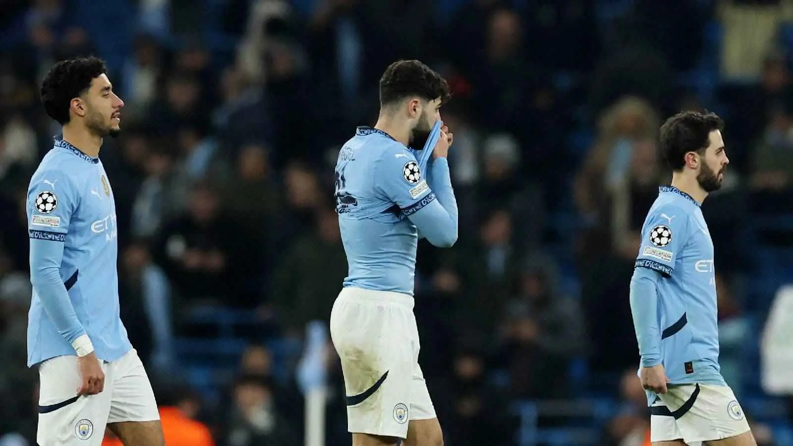 بعد البداية المخيبة.. 3 أساطير يطمئنون عمر مرموش