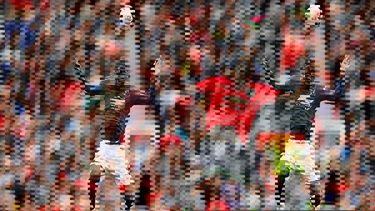 بول بوغبا يضع شرطًا مهمًا للبقاء مع مانشستر يونايتد