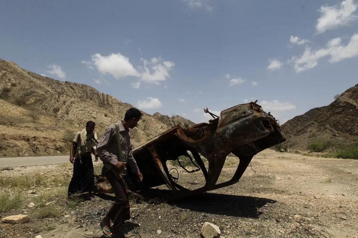 القاعدة تستهدف بالطيران المسيّر تجمعات قبلية في اليمن