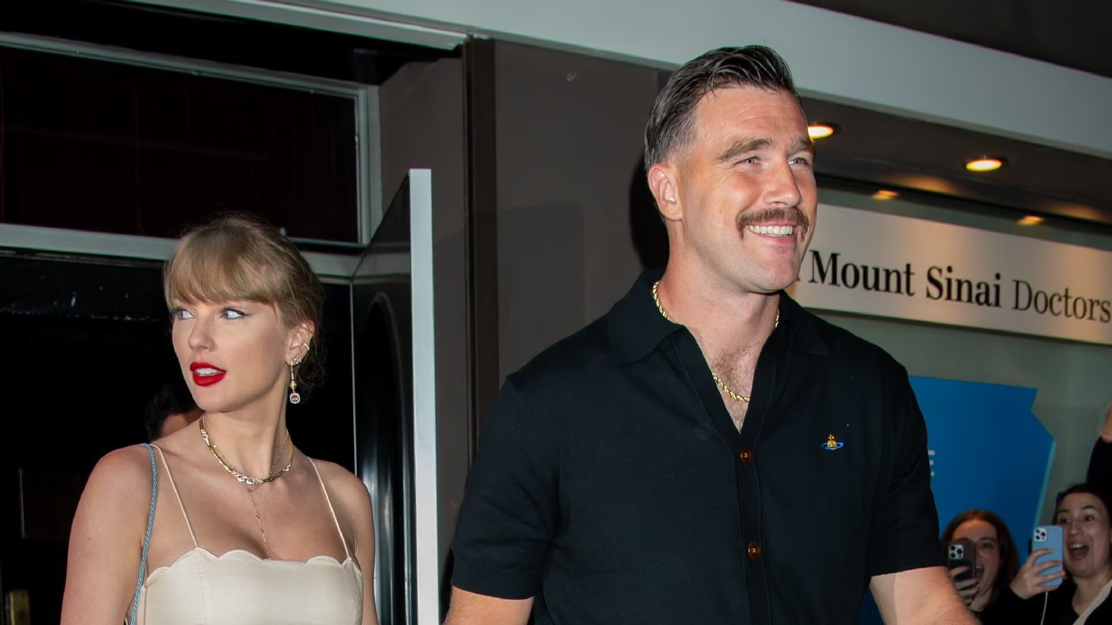 "نتفليكس" تفاوض تايلور سويفت وترافيس كيلسي لإنتاج وثائقي عن قصة حبهما