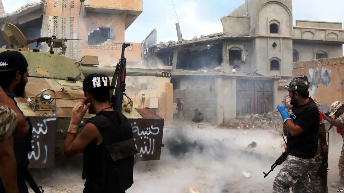 بعد أشهر من الهدنة.. اشتباكات متقطعة جنوب طرابلس  