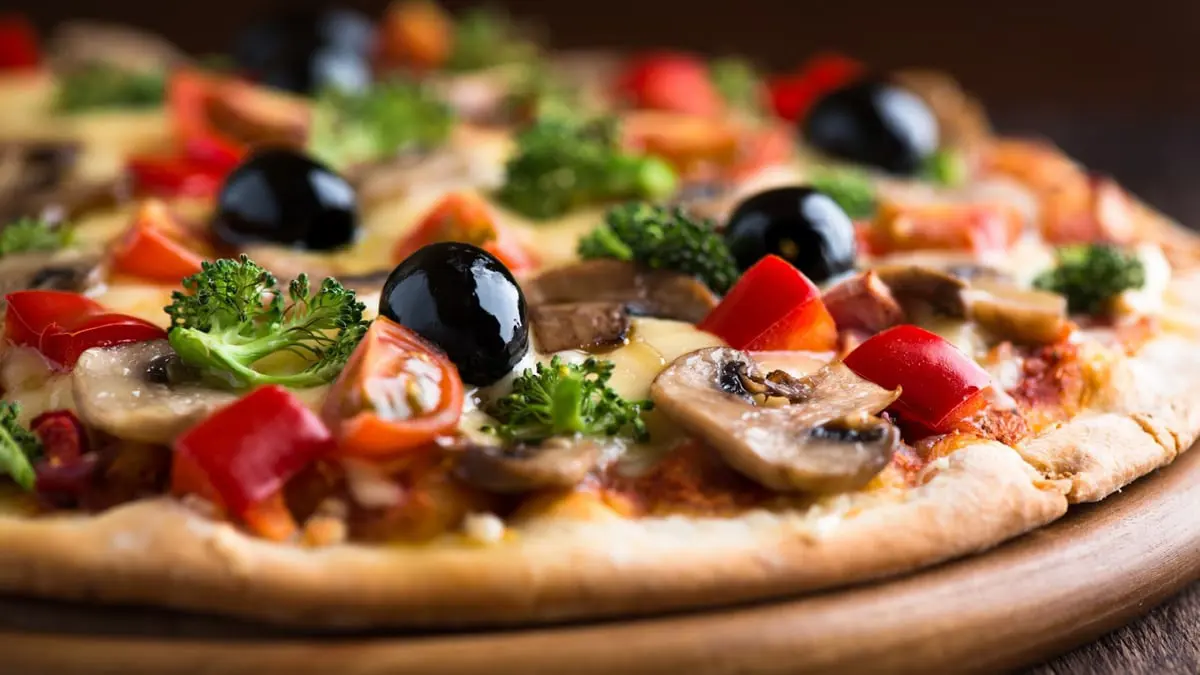 هل تشكل متاجر "البيتزا والمعكرونة" حواضن للسكتات الدماغية؟