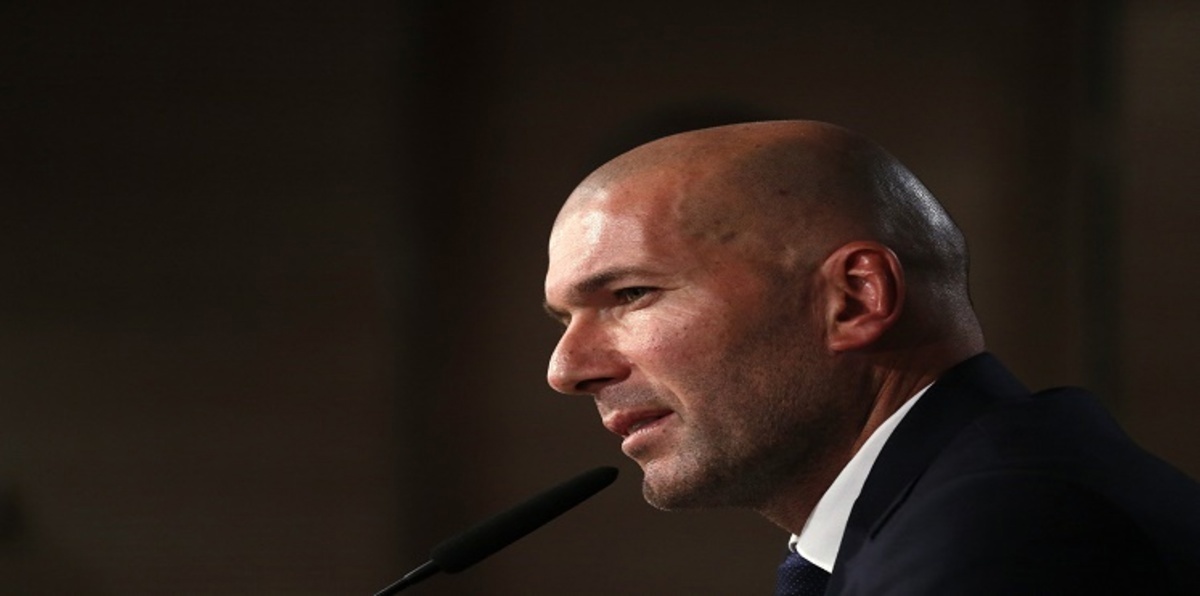 زيدان تحت الأنظار في أول مباراة مع ريال مدريد