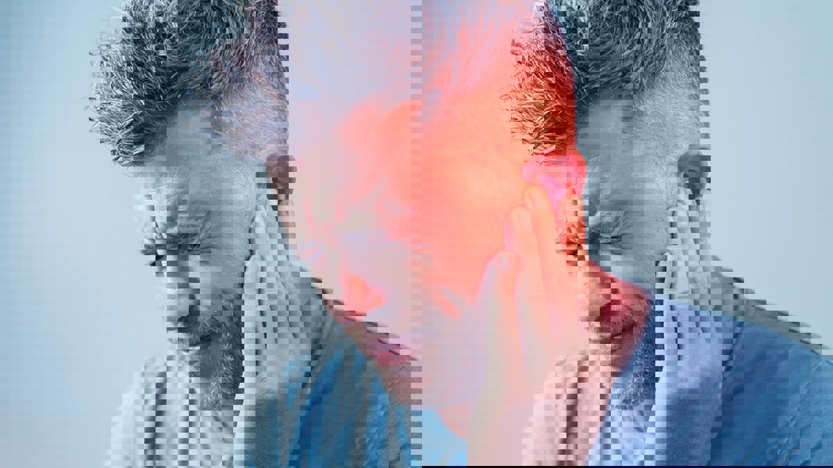 اختلاف عوامل فقدان السمع المرتبط بالعمر بين الذكور والإناث