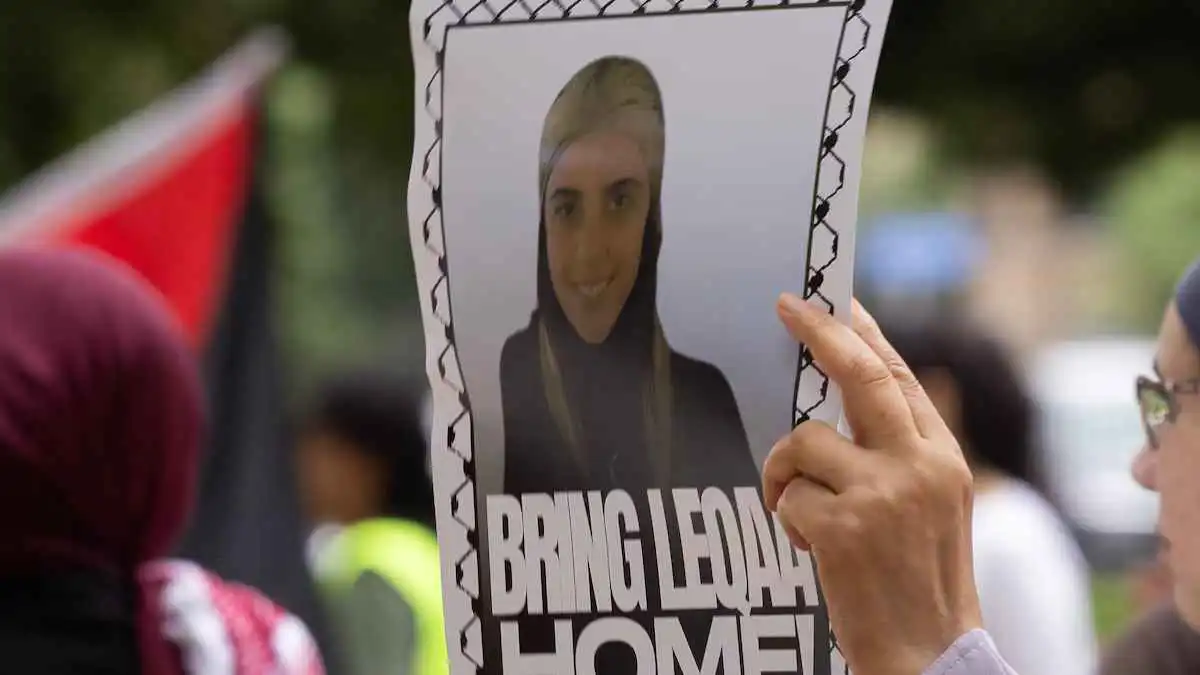 فقدت عائلتها في حرب غزة.. إصابة فلسطينية بنوبة صرع بعد احتجازها في أمريكا