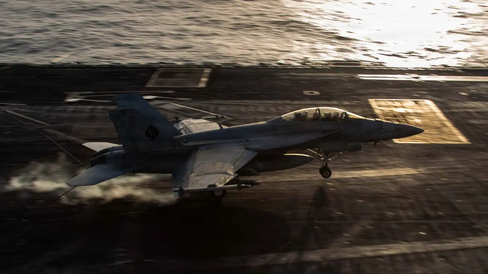 تطورات دراماتيكية تنذر بجولة أشد خطورة في حرب ترامب على إيران