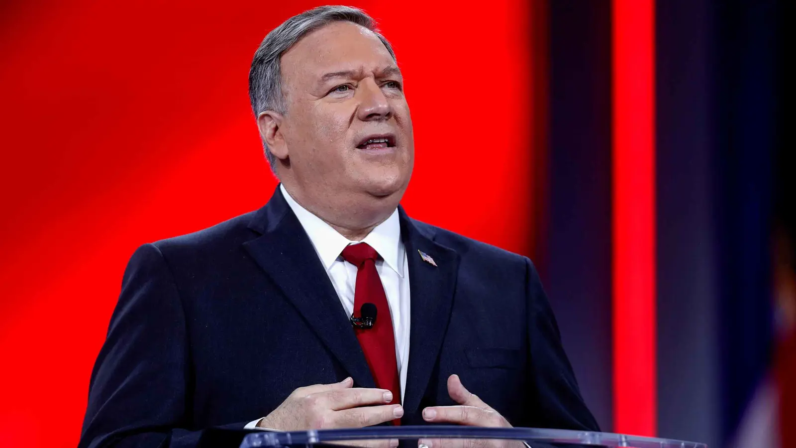 ما السر وراء إقصاء مايك بومبيو عن فريق ترامب؟