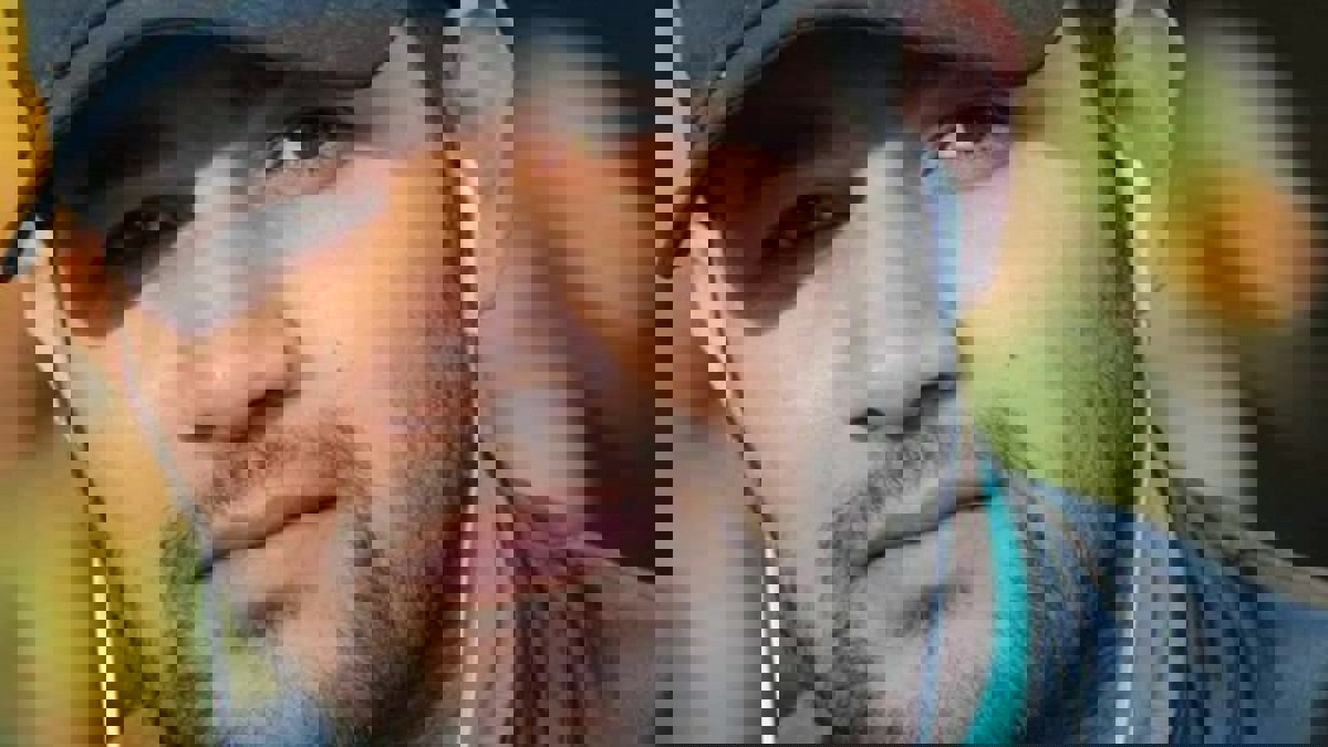 حبس المعارض الجزائري البارز "أمير ديزاد" 5 سنوات  