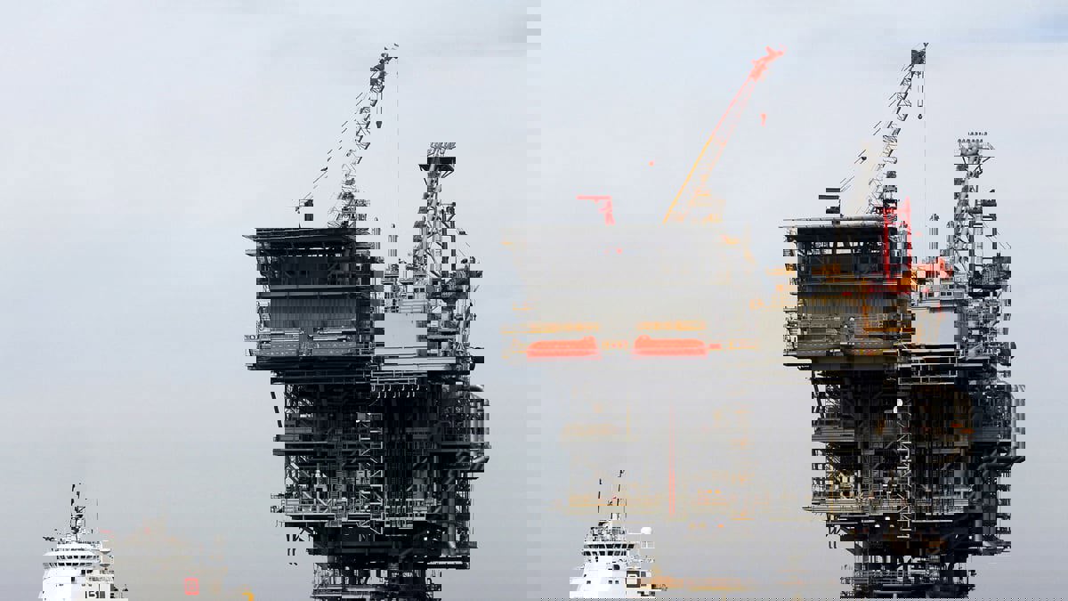 مصر تُسند لشركتي "إيجاس" و "إيني" الإيطالية التنقيب عن الغاز في العريش البحرية