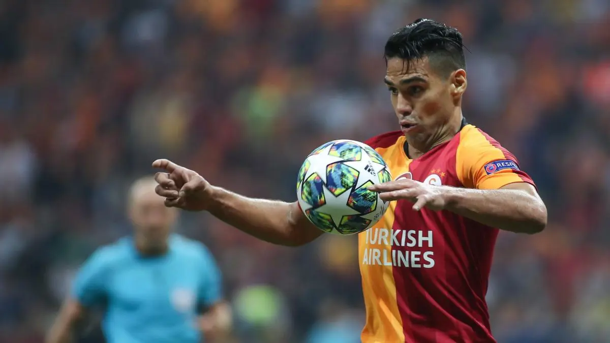 راداميل فالكاو يغلق الباب أمام نادي الهلال السعودي وناديان مهتمان بجيوفينكو وغوميز