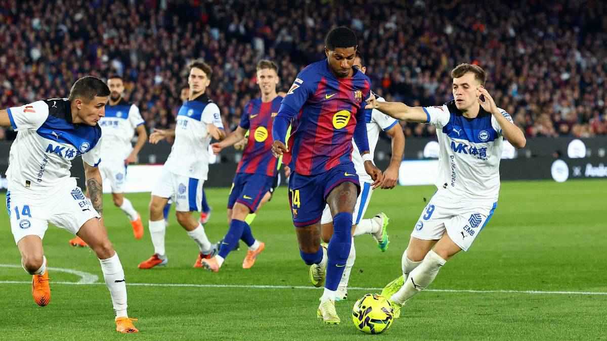 أكثر لاعب أثار استياء جمهور برشلونة أمام ديبورتيفو ألافيس