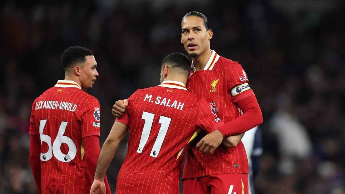 صيف الحسم في آنفيلد.. مستقبل غامض ينتظر 12 لاعبا في ليفربول