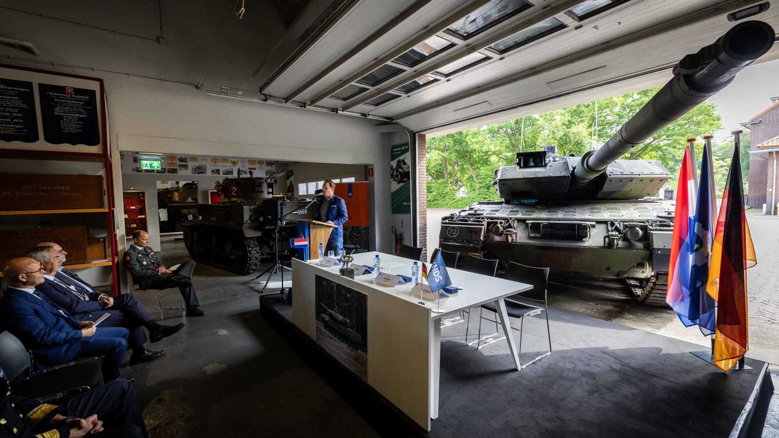 أوروبا 2025.. انتصارات صناعية فردية وفشل استراتيجي فرنسي يهدد دفاع القارة