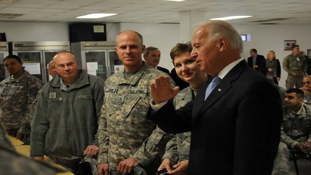 صحف عالمية: بايدن يواجه 3 سيناريوهات في معضلة أفغانستان.. وسوريا بين "مطرقة" الأسد و"سندان" بوتين‎