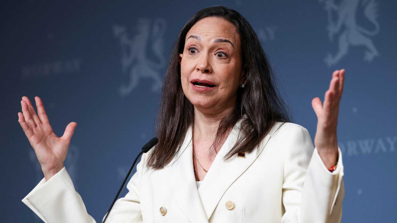 بعدما استبعدها ترامب.. دعوة أوروبية لإشراك ماتشادو في الانتقال السياسي بفنزويلا