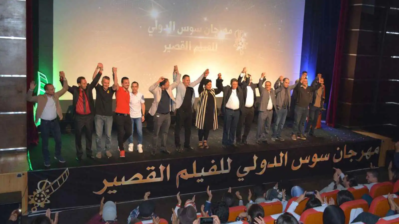 "من سيلقي التراب يا أبي".. فيلم يرصد تداعيات الغربة على العلاقات الإنسانية