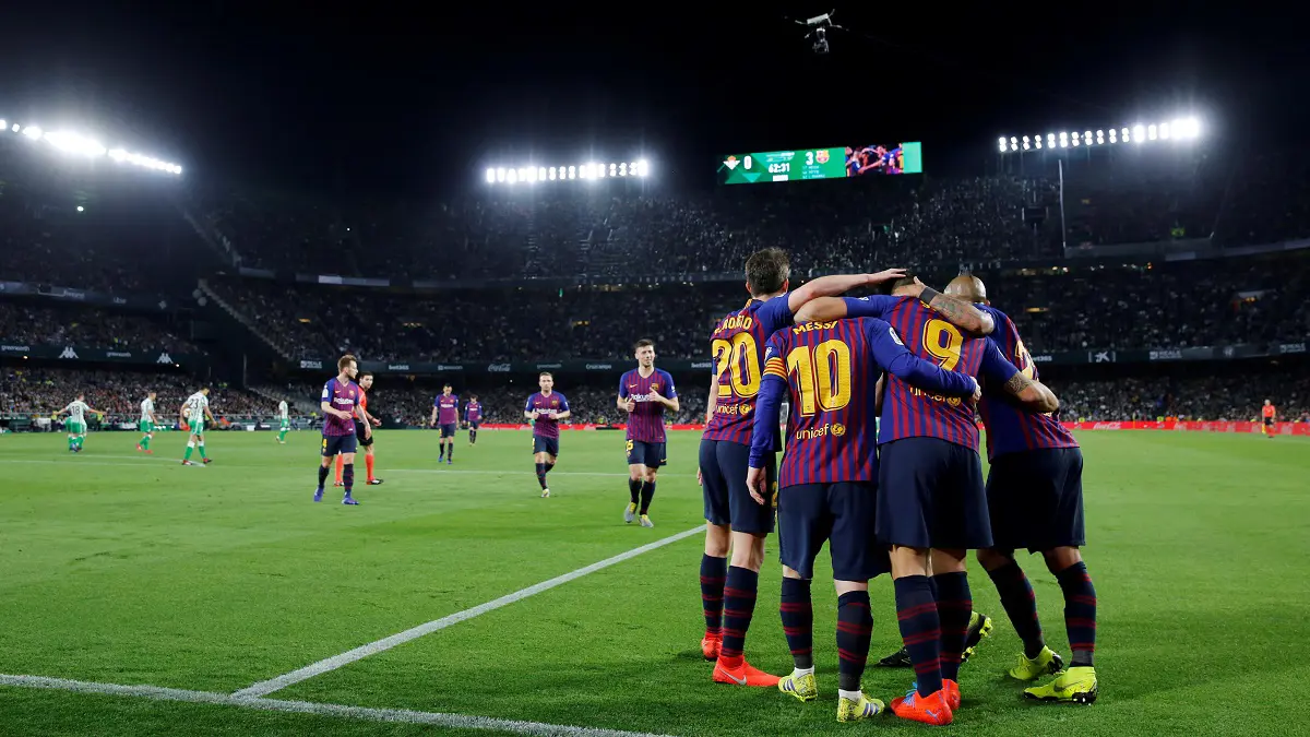 مواعيد أبرز مباريات اليوم والقنوات الناقلة