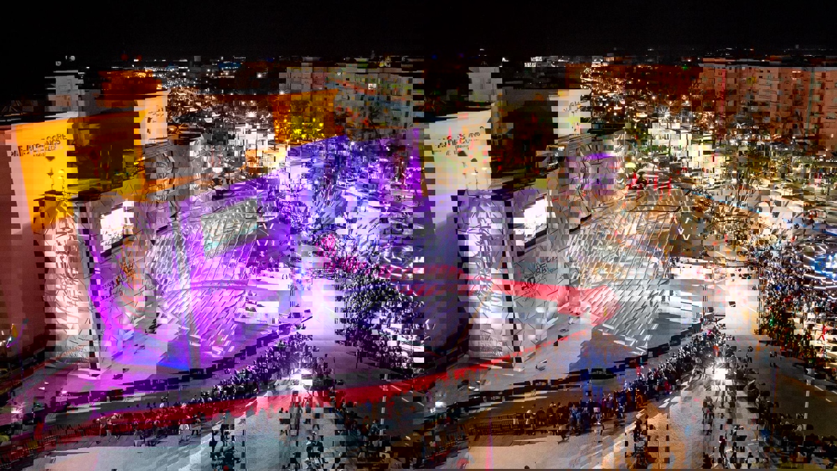 مهرجان مراكش السينمائي يكرم روبرت ريدفورد وبريانكا تشوبرا