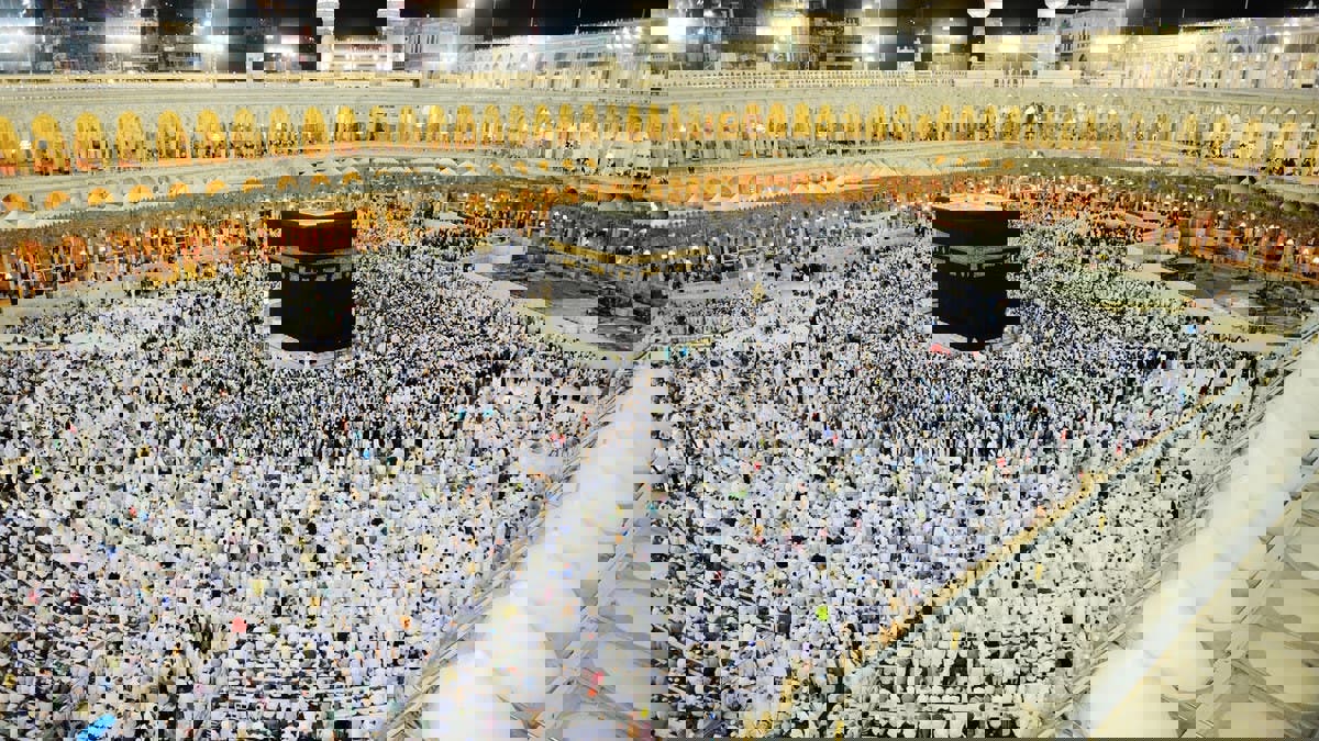 السعودية تطلق برنامج خدمة "ضيوف الرحمن" لتسهيل إجراءات الحج والعمرة لملايين الزائرين سنويًا