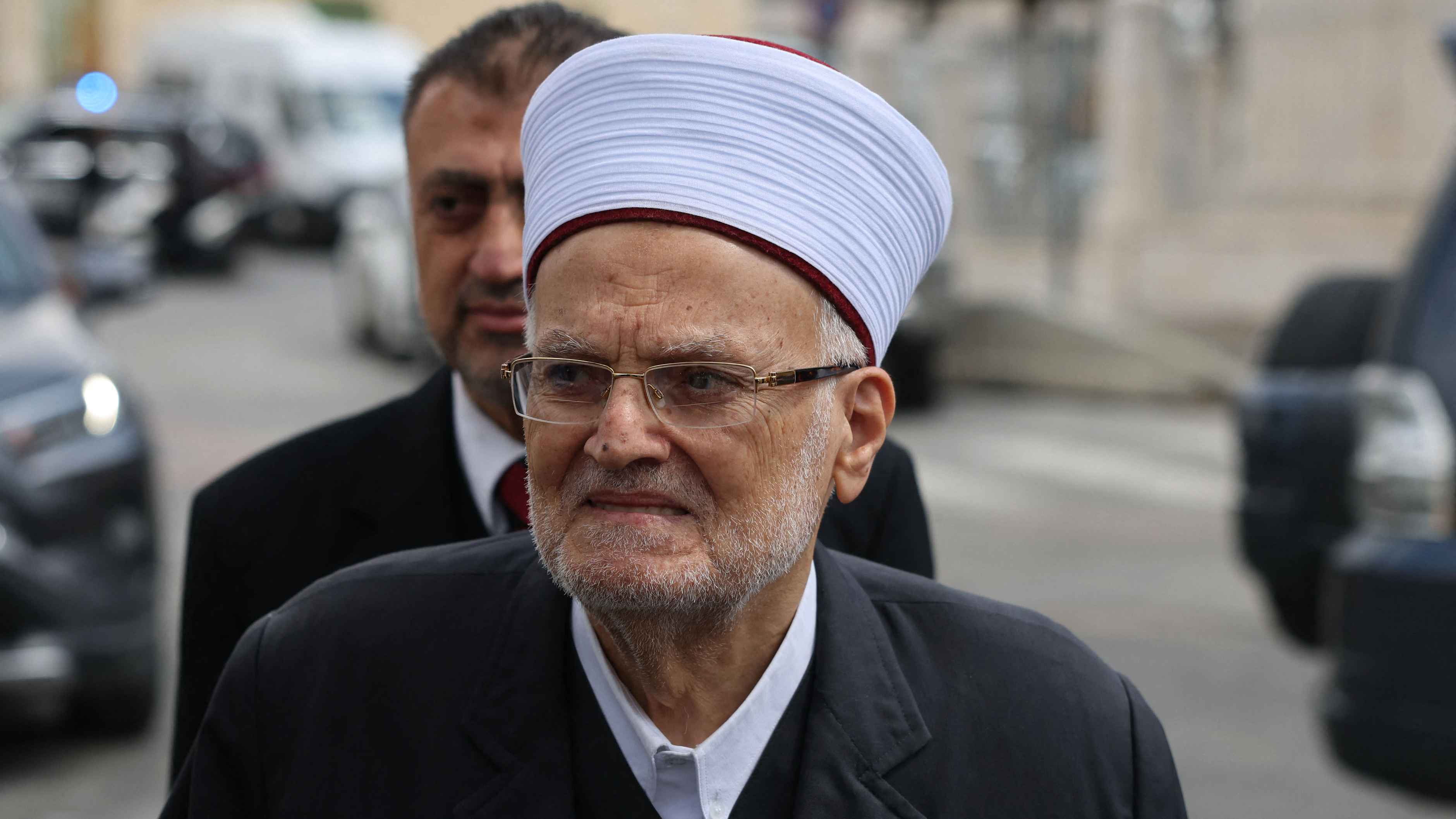 إسرائيل تمنع خطيب الأقصى من دخول المسجد لـ6 أشهر