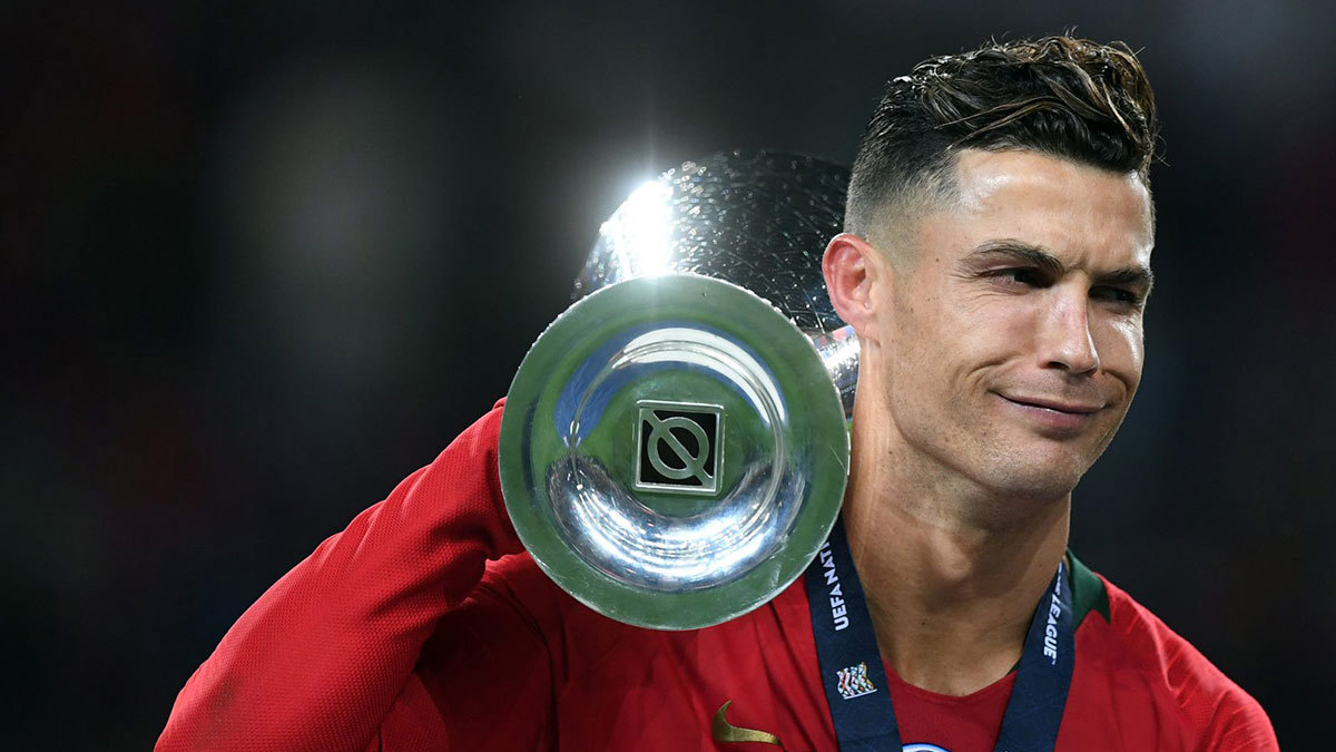 ماذا قال كريستيانو رونالدو عن تتويج البرتغال بدوري الأمم الأوروبية وهوسه بالكرة الذهبية؟