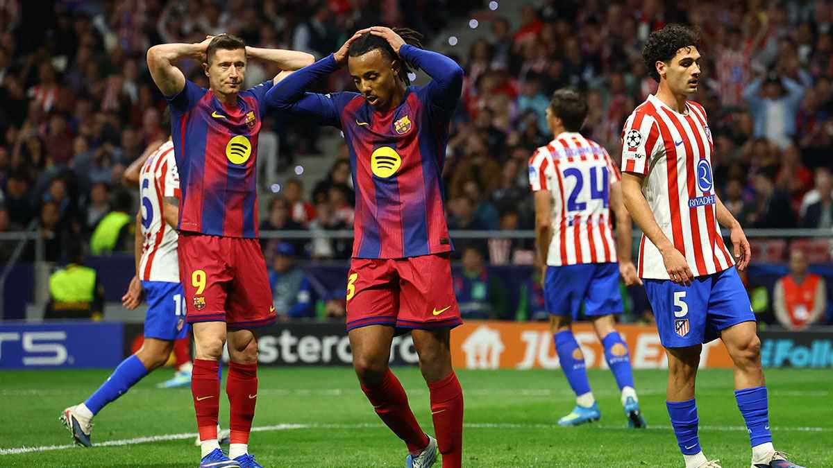 الأسوأ في تاريخنا.. أكثر لاعب أثار استياء جمهور برشلونة ضد أتلتيكو 