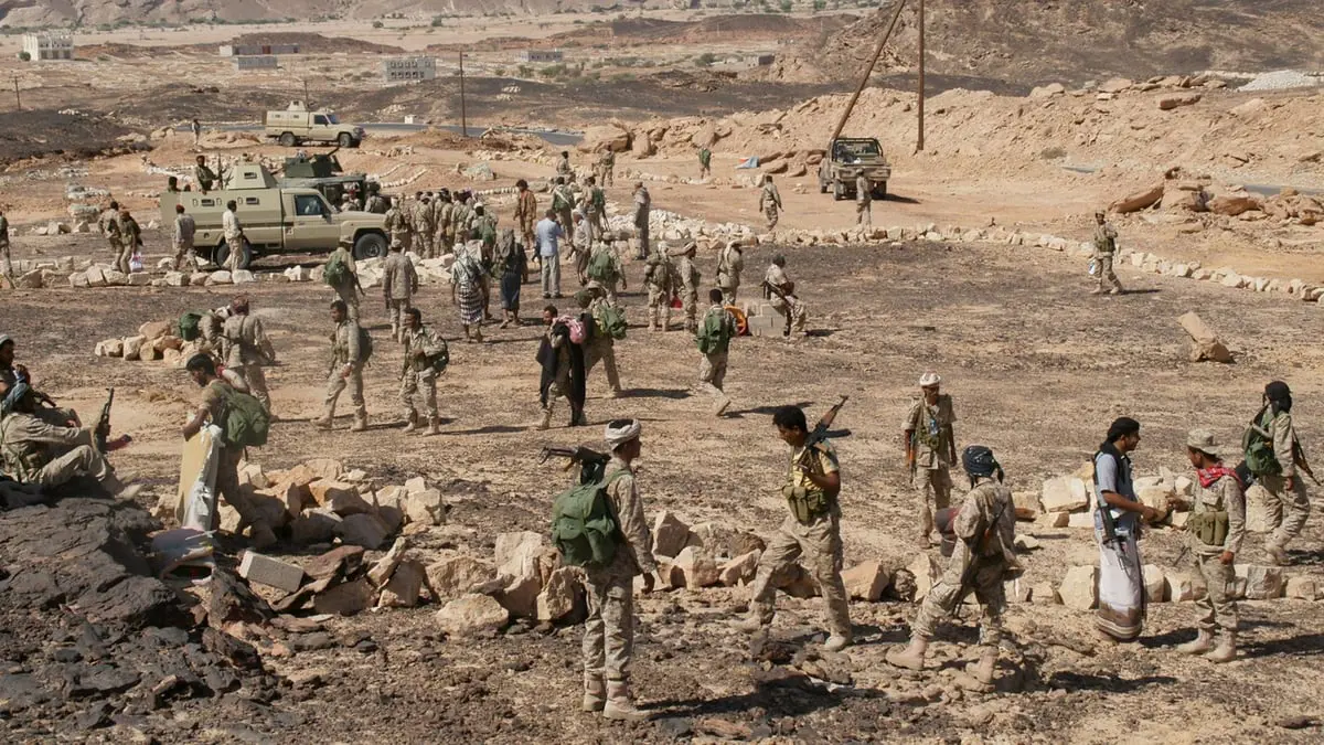 خبراء: إعادة بناء الجيش أولى متطلبات المرحلة الانتقالية في اليمن