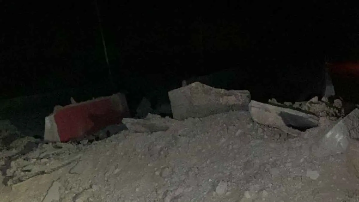 إسرائيل تقطع الطريق الدولي بين لبنان وسوريا بعد قصف معبر "المصنع"