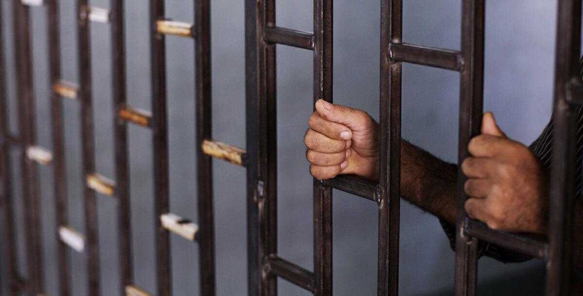 مصري يقتل طفلته بسبب "واجب الحضانة"