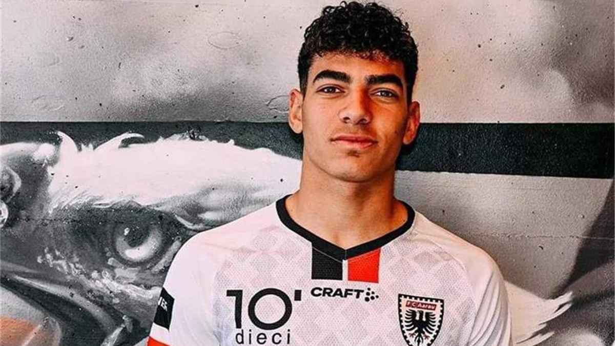 "جوهرة" الأهلي المصري ينتقل إلى الدوري السويسري