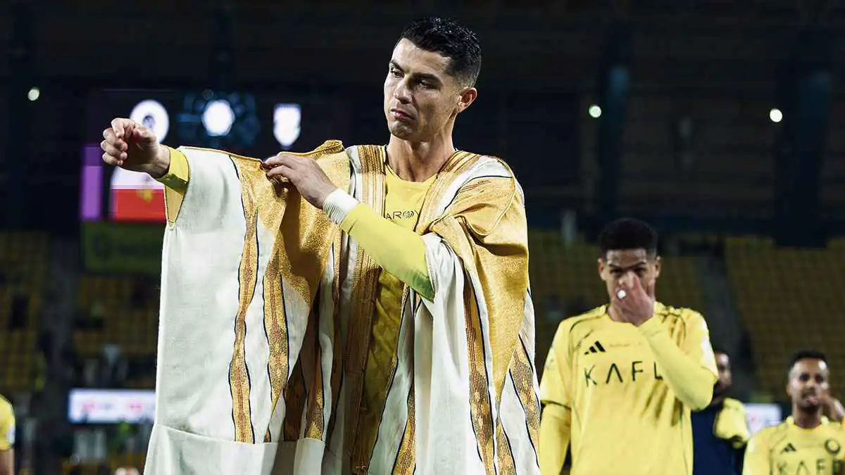 رد على ترامب.. سامي الجابر يحلل تصريح رونالدو (فيديو)