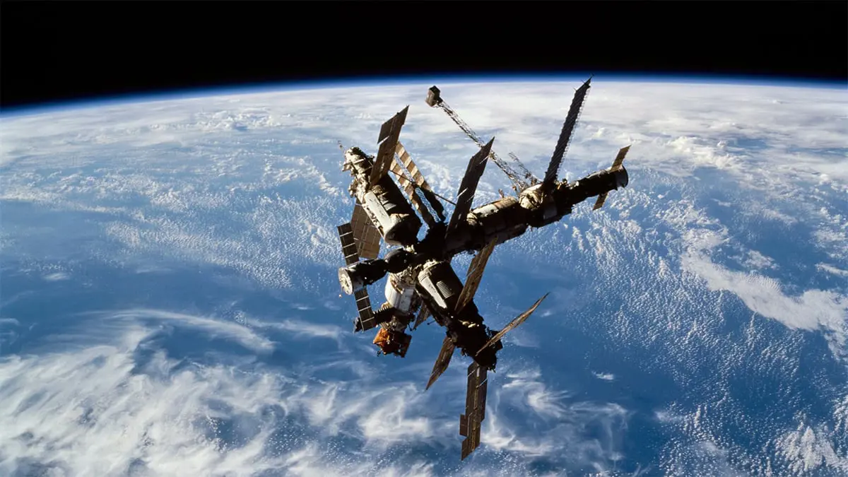 تقرير: روسيا تبني نظاما دفاعيا يستخدم الليزر لاستهداف الأقمار الصناعية‎‎