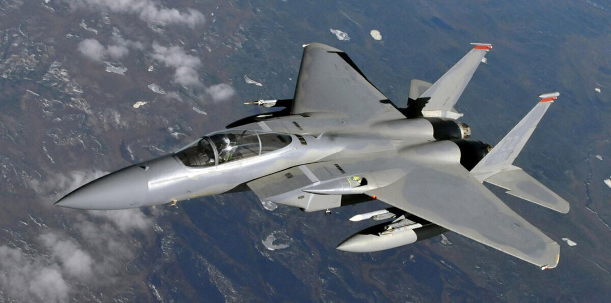 التحالف العربي يقصف تعزيزات للحوثيين في مأرب