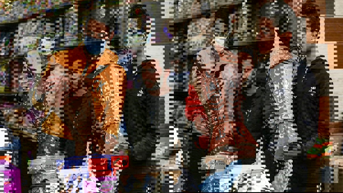 الأزمة الاقتصادية تلقي بظلالها على العادات الشرائية للمصريين في رمضان