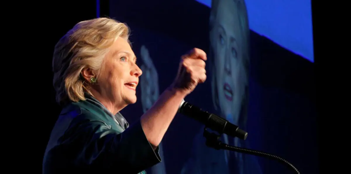 مؤسس "ويكيليكس" يؤكد امتلاكه أدلة تثبت ارتباط هيلاري كلينتون بداعش