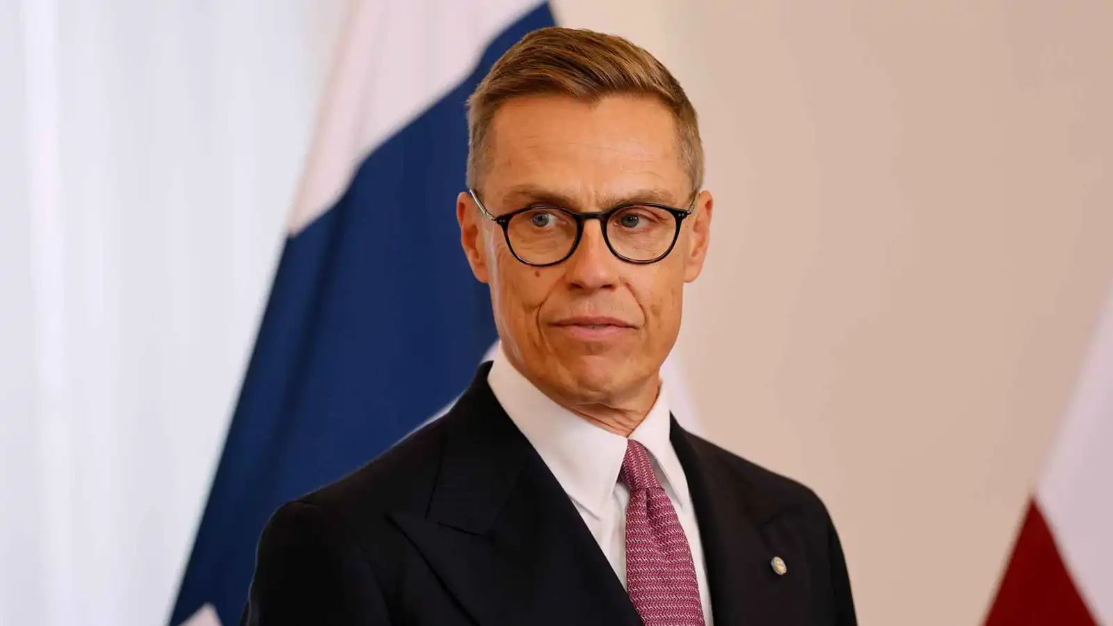 رئيس فنلندا: "الضمانات الأمنية" تعني الحرب مع روسيا