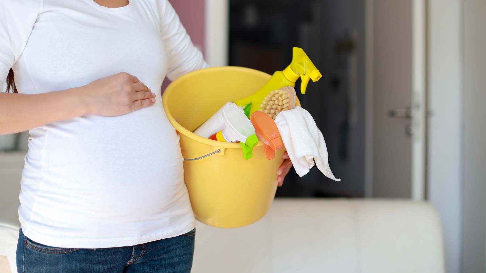 ما ينبغي معرفته عن غريزة "التعشيش" أثناء الحمل