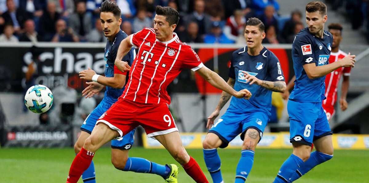 رومينيغه يصب غضبه على ليفاندوفيسكي بعد تصريحات الأخير المناهضة لبايرن ميونخ