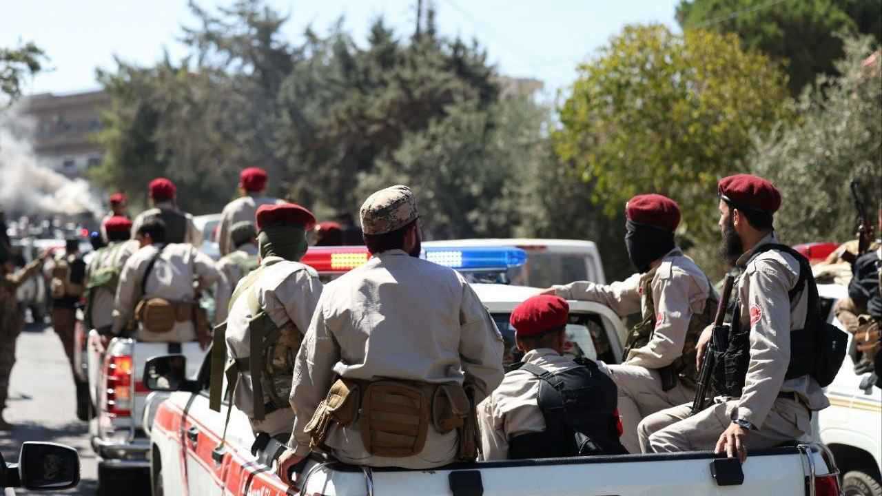 بعد انسحاب الجيش.. فصائل درزية تطرد البدو من السويداء