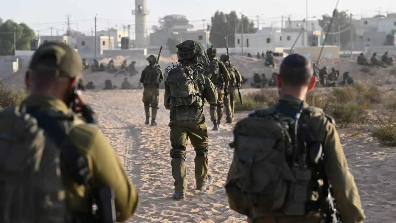 مسؤولون أمنيون حذروا نتنياهو.. "عربات جدعون 2" ستقضي على الرهائن