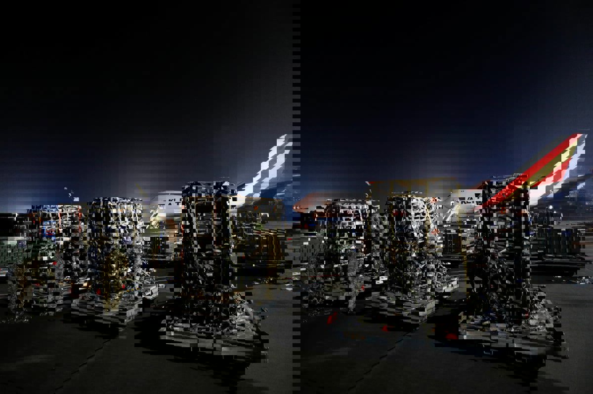 بايدن: الولايات المتحدة ستبدأ إرسال أسلحة جديدة إلى أوكرانيا هذا الأسبوع