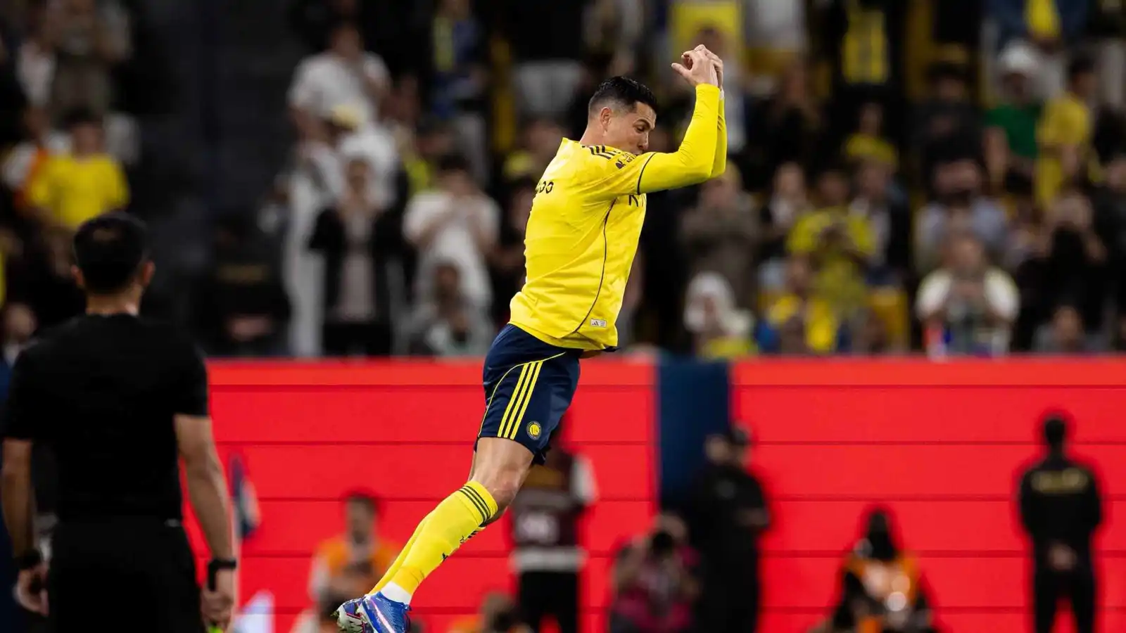 بعد هدفيه أمام الحزم.. ماذا يحتاج كريستيانو رونالدو للوصول إلى الهدف 1000؟