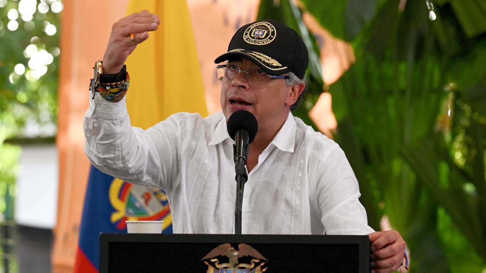 بيترو يحذر واشنطن: تهديد سيادة كولومبيا إعلان حرب