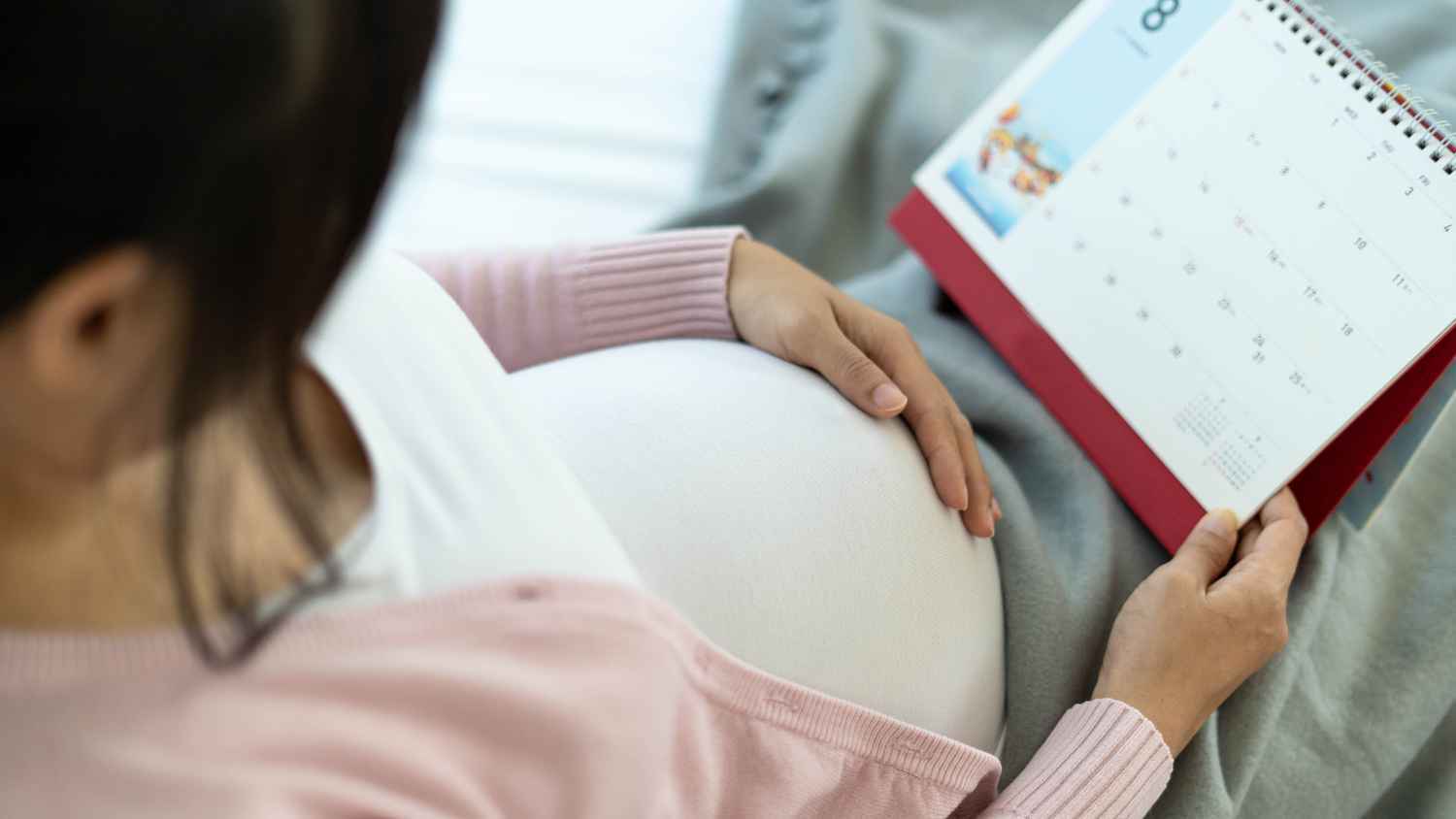 العراق.. قرار يمنع النساء من الولادة في "تواريخ مميزة"