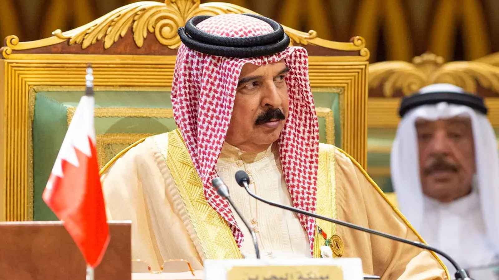 ملك البحرين يؤكد دعم المملكة لتطلعات الشعب السوري