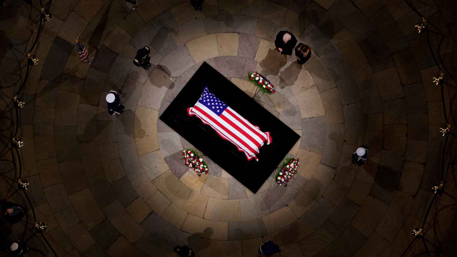 بعد انتقادات بسبب "قناة بنما".. ترامب يشيد بكارتر ويشارك في جنازته