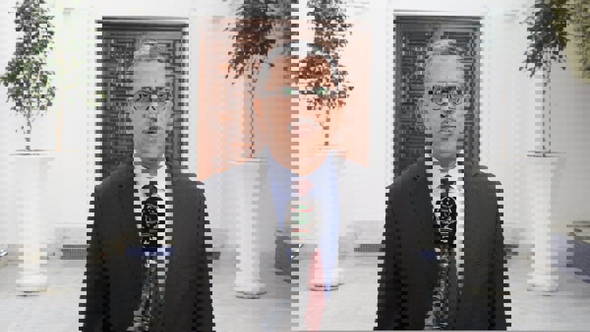 الجزائر تسمح بعودة أنشطة تجارية لتخفيف آثار "كورونا" في الاقتصاد