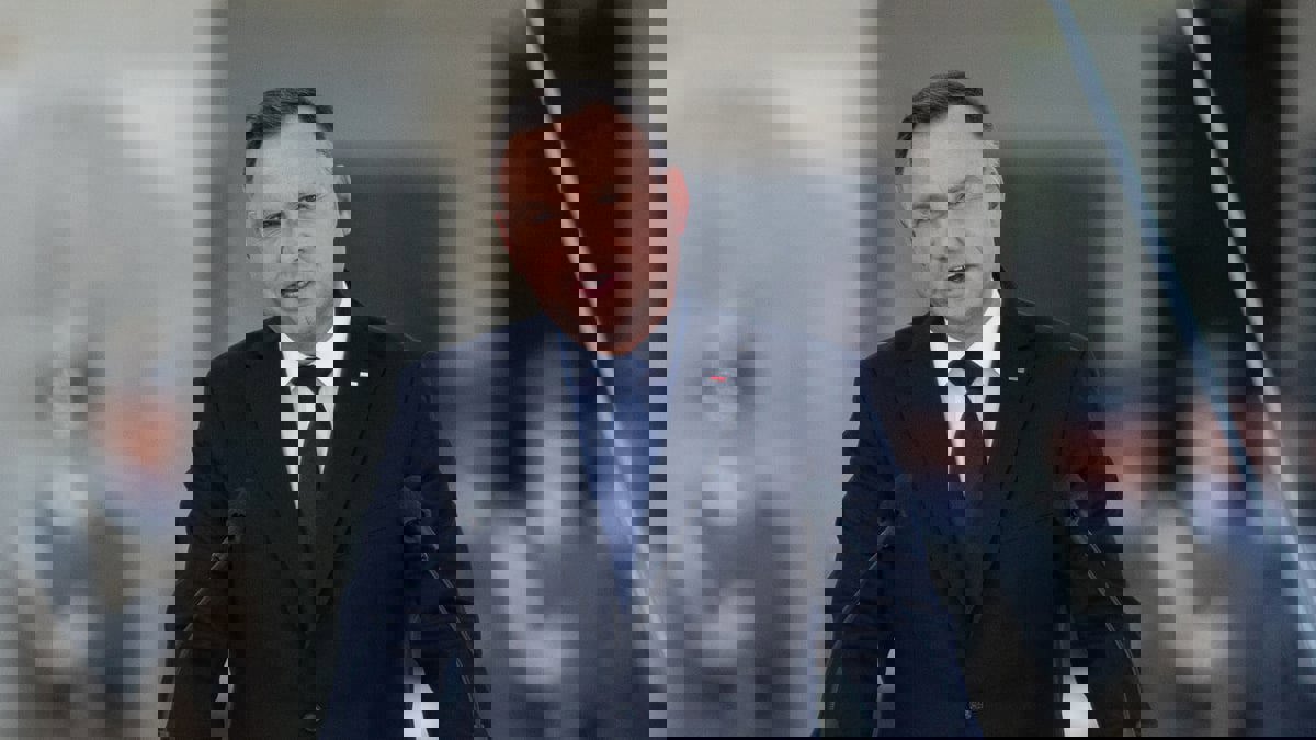 الرئيس البولندي يصاب بكورونا للمرة الثانية