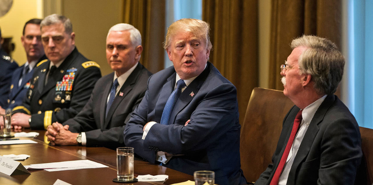 بعد عام محبط.. مسؤولون أمريكيون يتوقعون مراجعة إستراتيجية أفغانستان